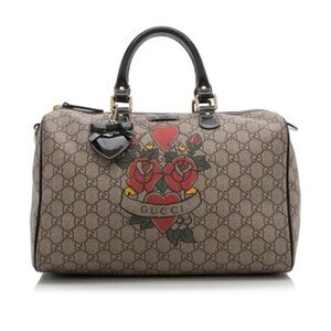 GUCCI GG Supreme Tattoo heart medium Boston bag